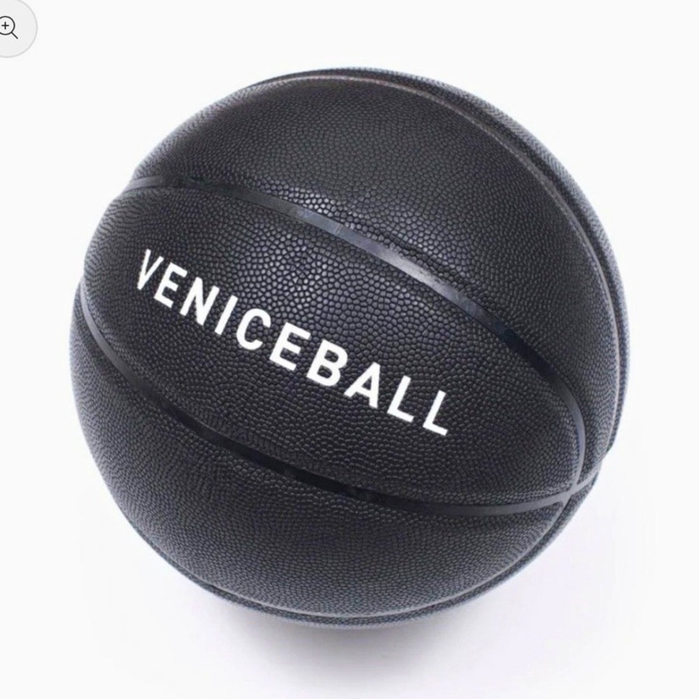 Veniceball Basketball Indoor Size 7 Black with Pump New